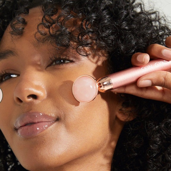 Skin Gym ROSE QUARTZ REVATI VIBRATING BEAUTY TOOL BRAND NEW/SEALED - Picture 2 of 7